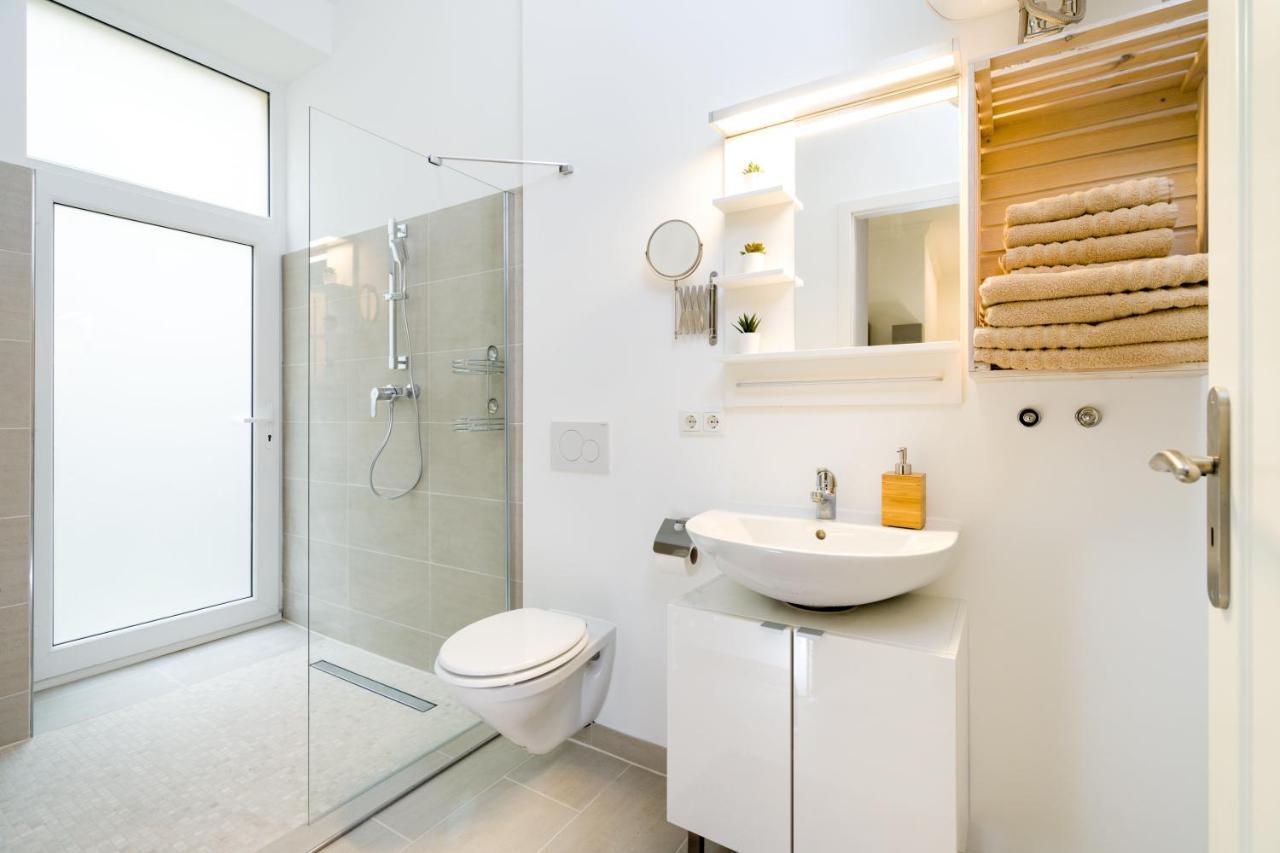 The Lohmeyerstr Hh, 2 Bed Rooms Up To 5 People 베를린 외부 사진